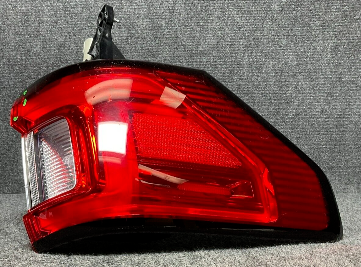 2018-20-Lincoln-Navigator-Left-Driver-Side-Tail-Brake-Lamp-Assembly-F00HTF407709-335603106790