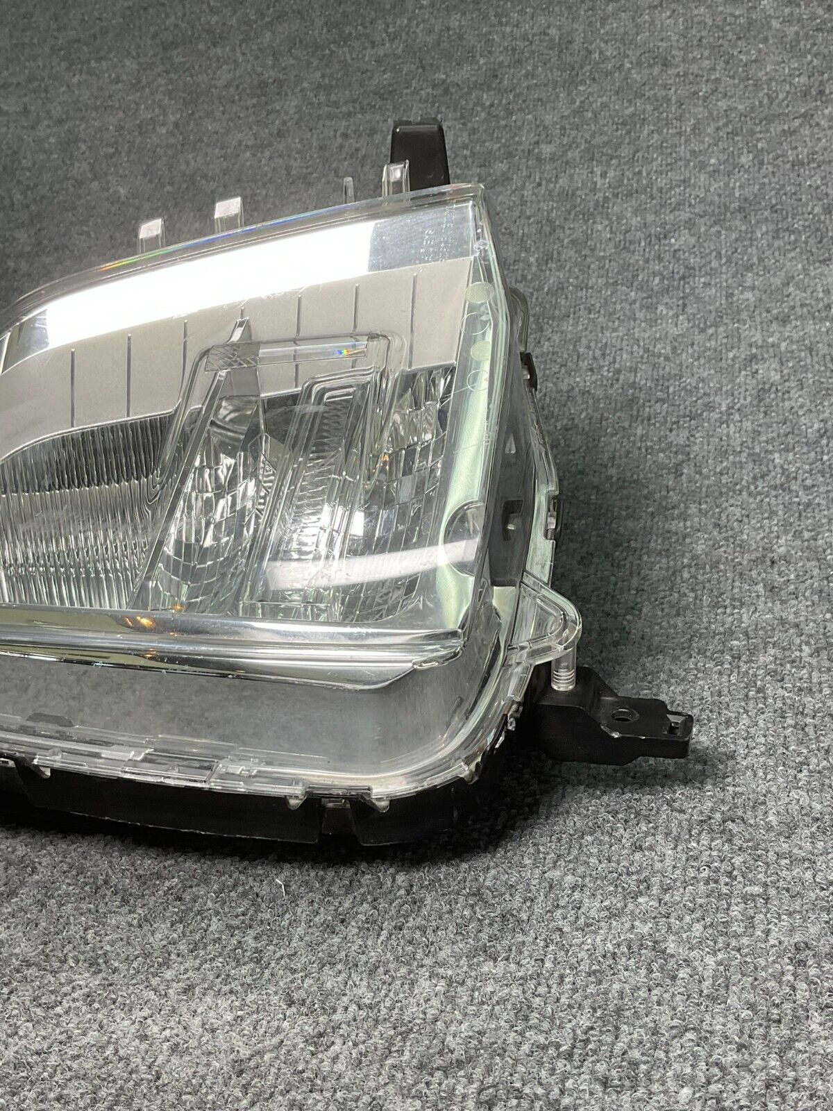 2018-2020-Mitsubishi-Eclipse-Cross-Right-Turn-Signal-Light-Assembly-8315A032-335603106640-3