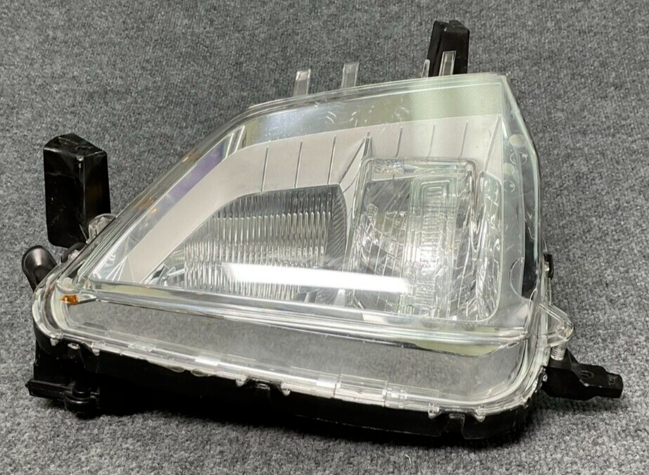 2018-2020-Mitsubishi-Eclipse-Cross-Right-Turn-Signal-Light-Assembly-8315A032-335603106640