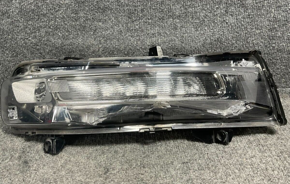 2018-2022-Ford-Mustang-Right-Passenger-Side-Fog-Light-Lamp-PJR3B13200AF-335420521890