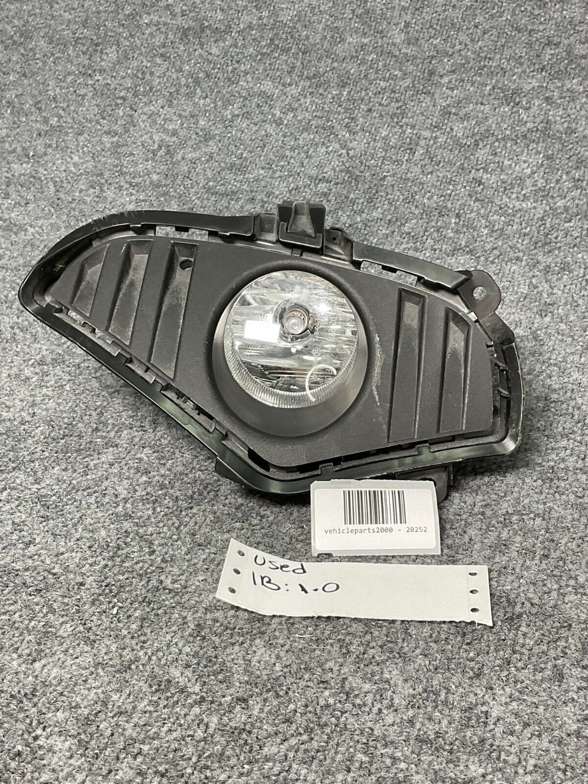 2019-2023-Toyota-RAV4-RS-Front-Bumper-Fog-Light-W-Bezel-Cover-52127-0R160-335603106740-16