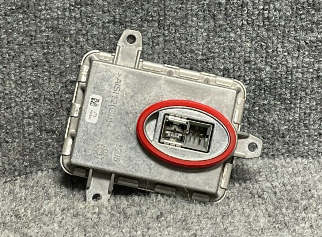 Jeep-Cherokee-Al-Xenon-Headlight-Ballast-Module-130732932015-335402441370