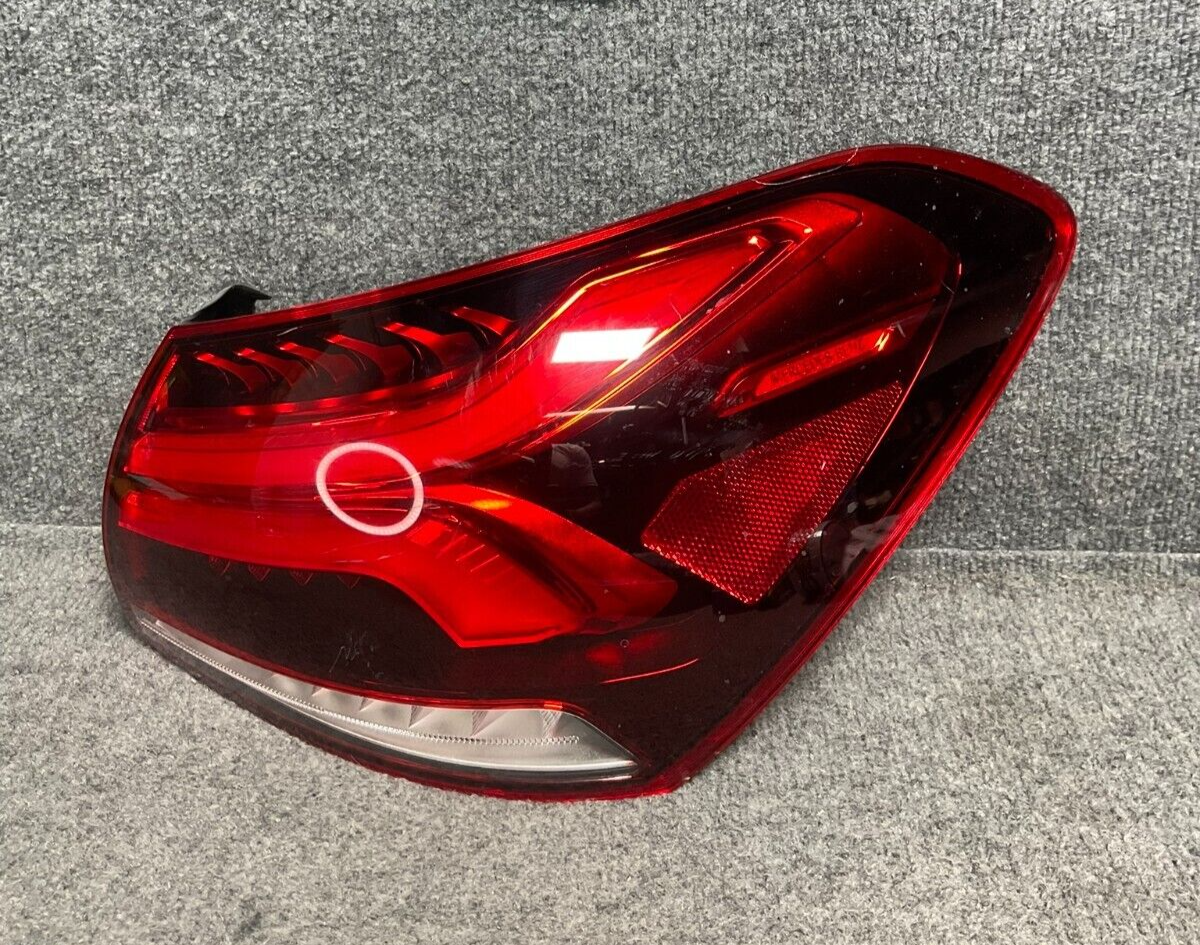 19-22-Mercedes-Benz-A-220-Rear-Right-Passenger-Side-Taillight-Lamp-A1779067400-335407417521