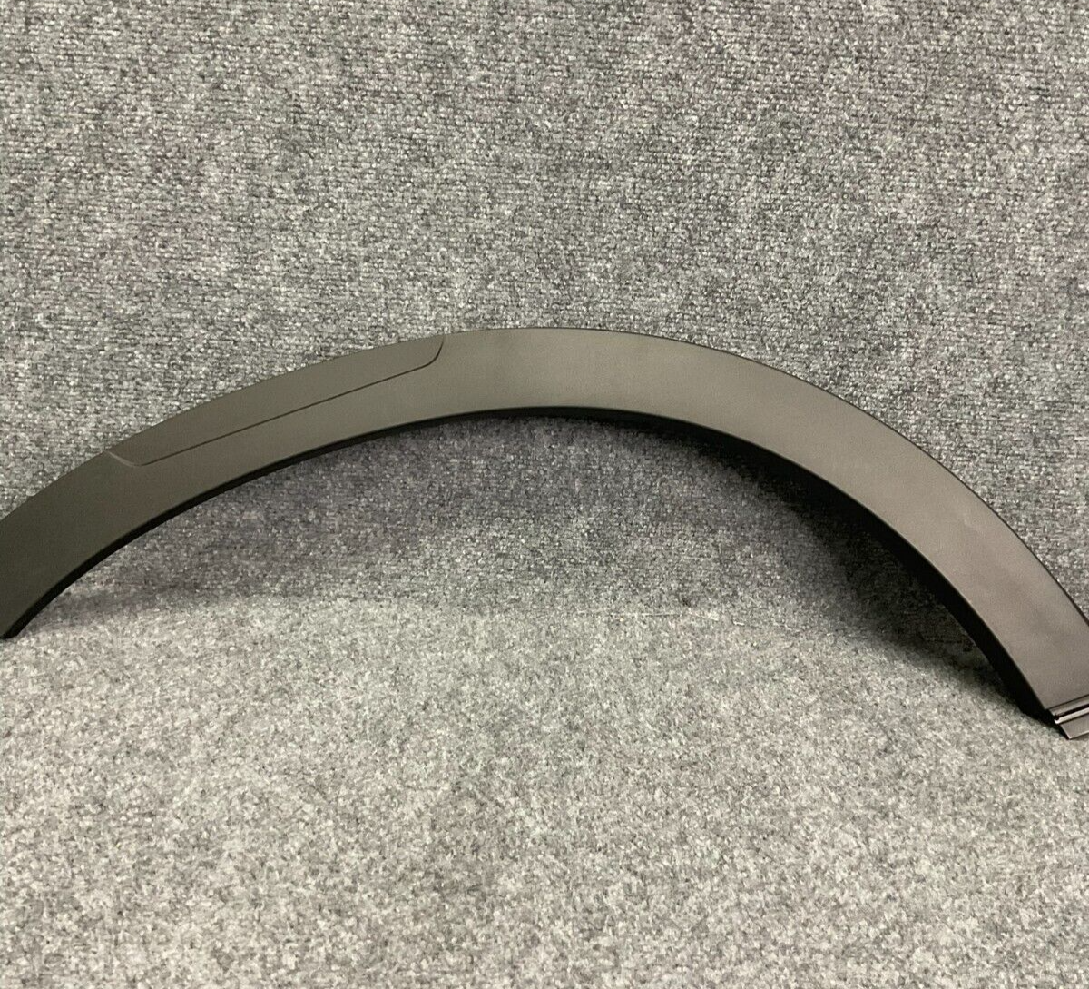 20-24-Hyundai-Venue-Rear-Right-Fender-QTR-Panel-Wheel-Arch-Molding-87742K2000CA-335446100801