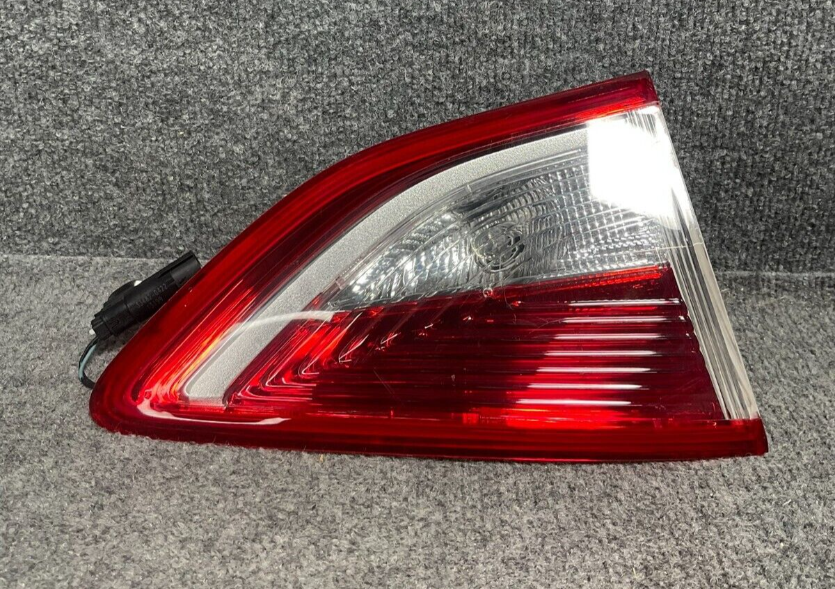 2013-2016-Ford-Escape-Rear-Left-Driver-Side-Tail-Light-CJ54-13A603-335447003731