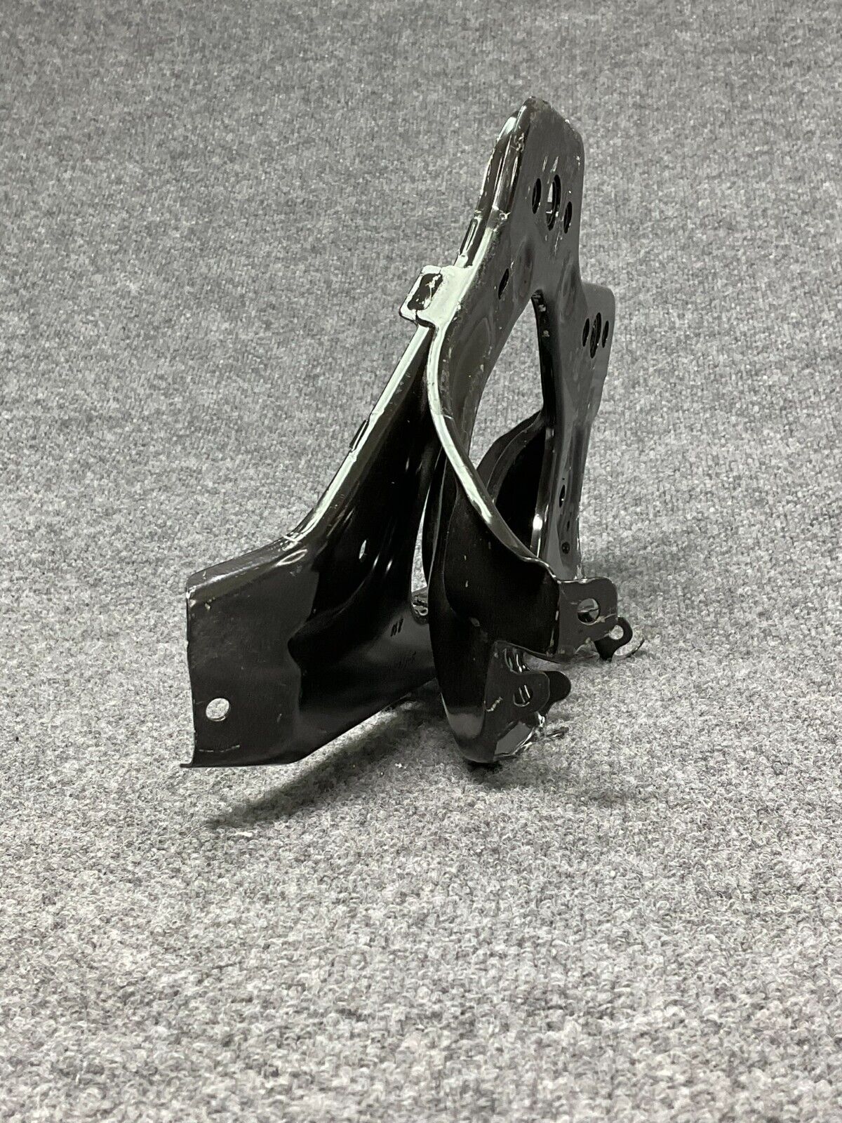 2019-24-Chevrolet-Silverado-1500-Front-Left-Side-Bumper-Fascia-Bracket-84666933-335603106831-16