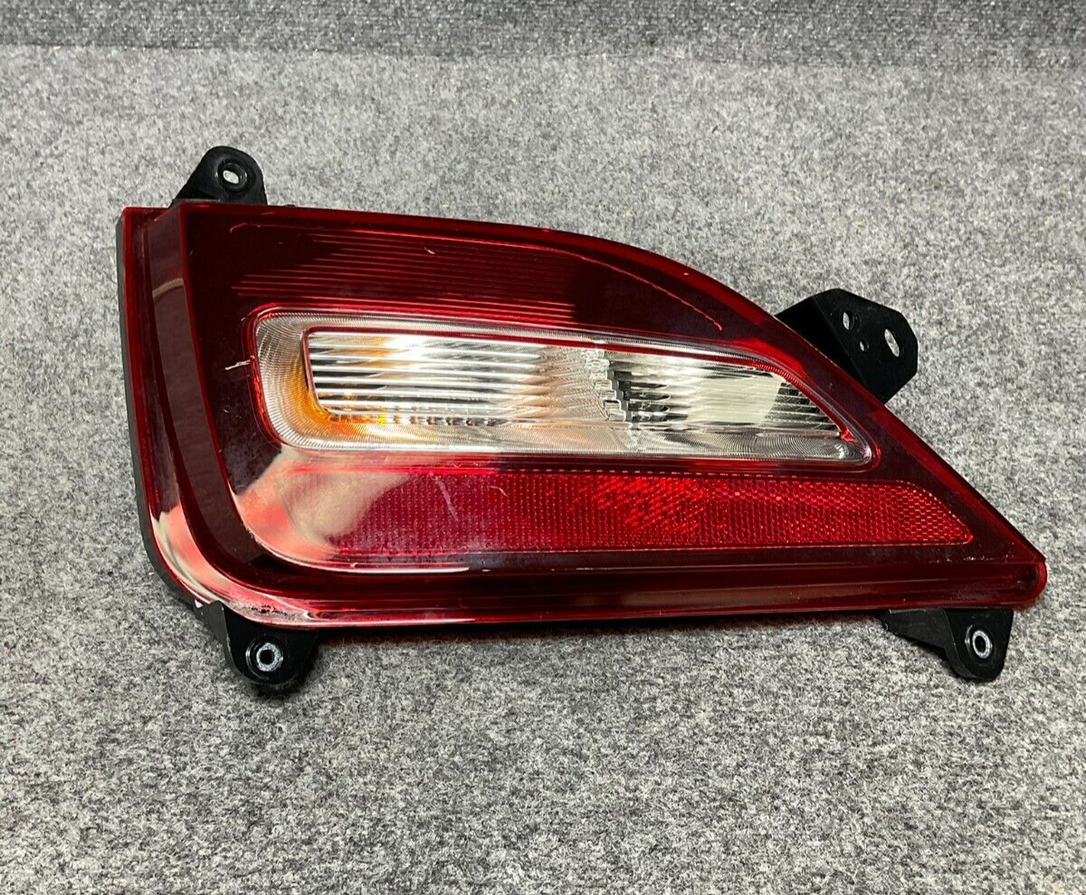 19-20-Hyundai-Santa-Fe-Rear-Right-Passenger-Side-Bumper-Backup-Light-92406-S1000-335479464632