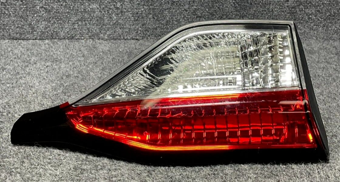 2020-24-Toyota-Corolla-Hybrid-Rear-RS-Passenger-Inner-Taillight-81581-12250-335603106762