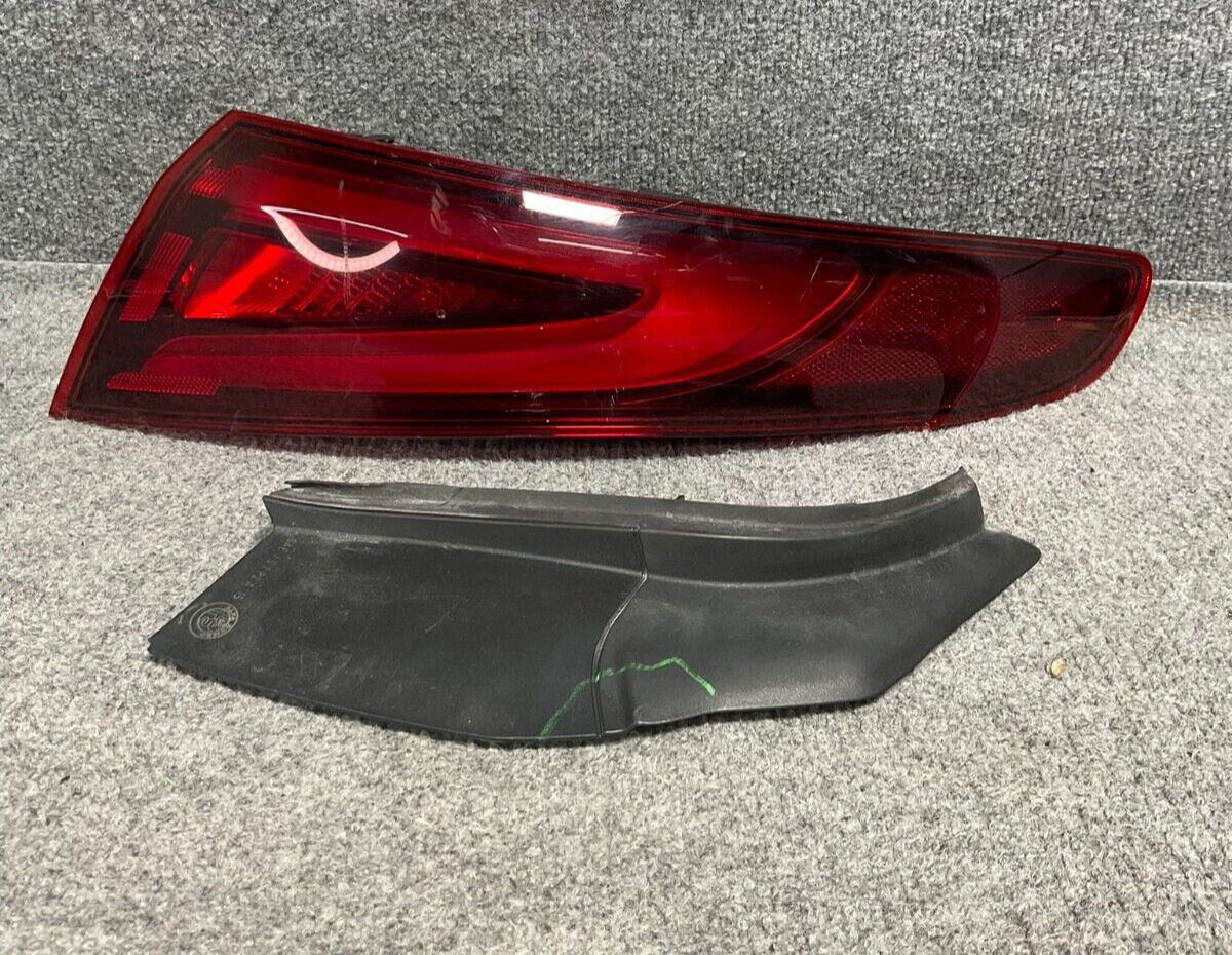 2017-2021-Alfa-Romeo-Giulia-Rear-Right-Passenger-Side-Tail-Light-Lamp-20690210-335414034283