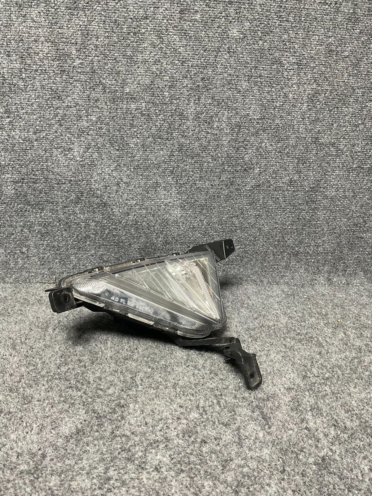 2019-20-Hyundai-Elantra-RS-Passenger-Turn-Signal-Lamp-Assembly-92302-F2510-335603106633-6