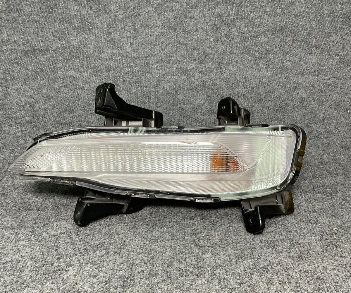 2019-2020-Kia-Optima-Right-Passenger-Side-Turn-Signal-Light-Lamp-92304-D5-335472459053