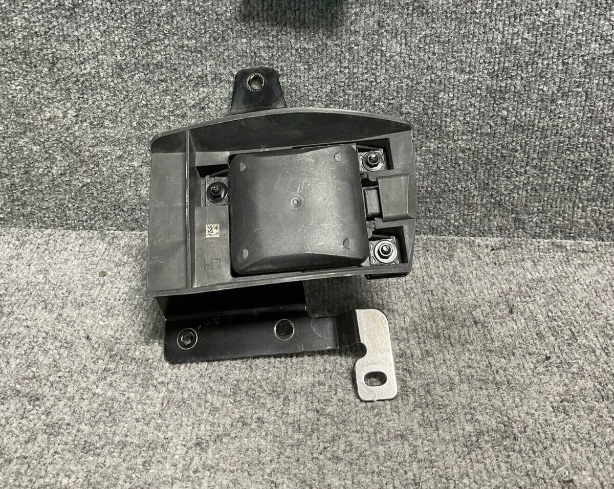 19-20-Hyundai-Santa-Fe-Left-Side-Blind-Spot-Radar-Sensor-W-Bracket-99140-S2010-335342074784