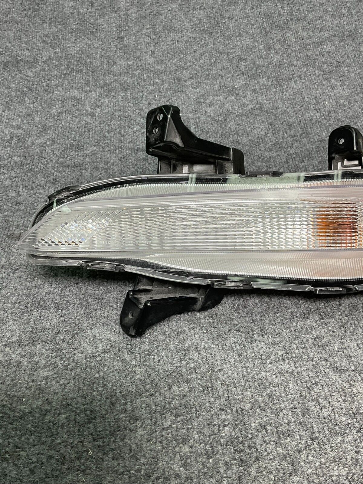 2017-20-Kia-Optima-Right-Passenger-Side-Turn-Signal-Light-Lamp-Assembly-92304-D5-335603106674-5