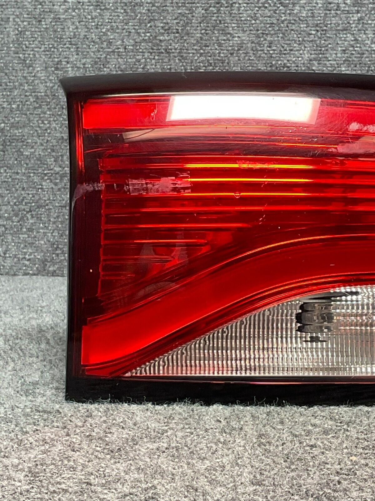 2017-2020-Chrysler-Pacifica-Rear-Left-Driver-Side-Inner-Tail-Light-6003TA0341-335608751444-4