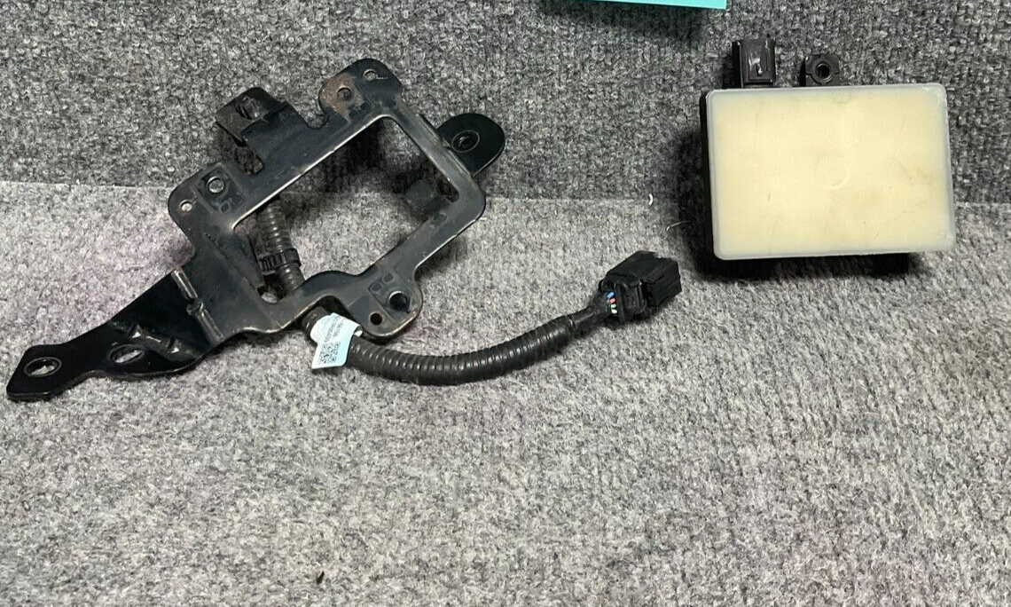 2018-2019-Hyundai-Sonata-Blind-Spot-Radar-Sensor-C195855000-With-Bracket-335367766994