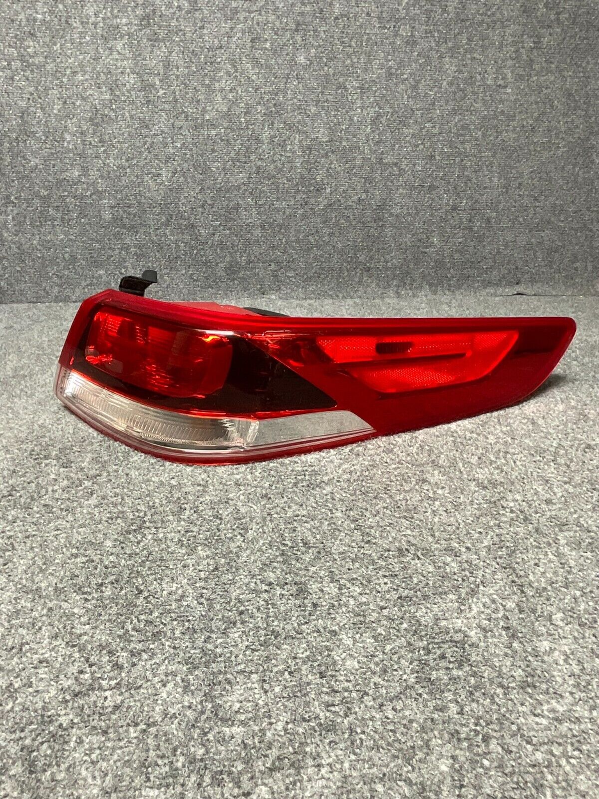 2019-20-Kia-Optima-Rear-Right-Passenger-Side-Outer-Tail-Light-Assembly-92402-D4-335603106664-21