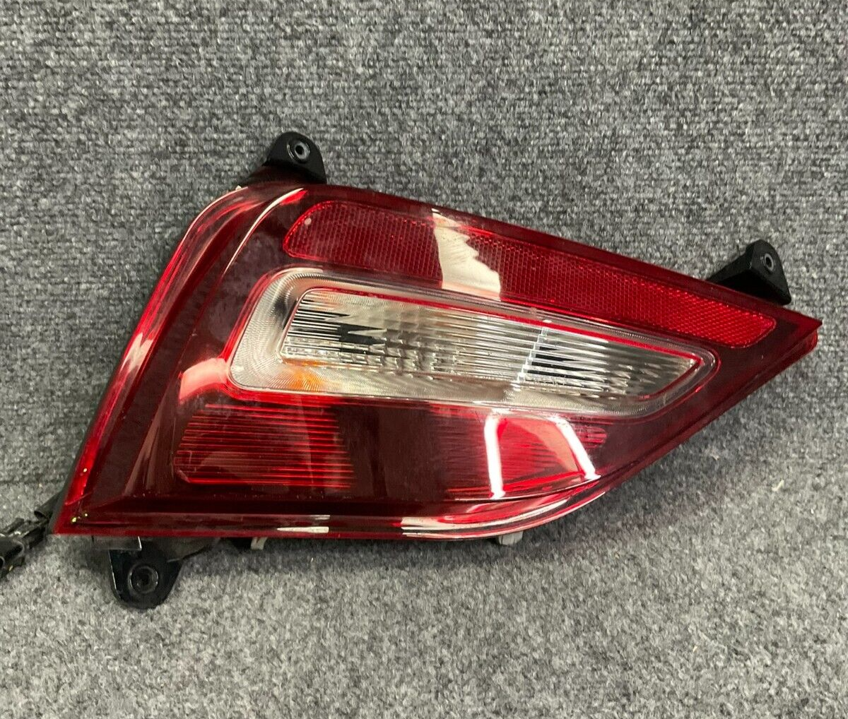 2019-2020-Hyundai-Santa-Fe-Rear-Left-Driver-Side-Bumper-Backup-Light-92405-S1000-335441317384