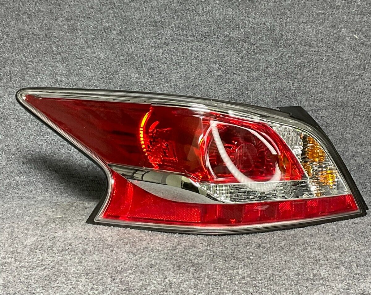 2013-2014-Nissan-Altima-Rear-Left-Driver-Side-Quarter-Panel-Mounted-Tail-Light-335479464655