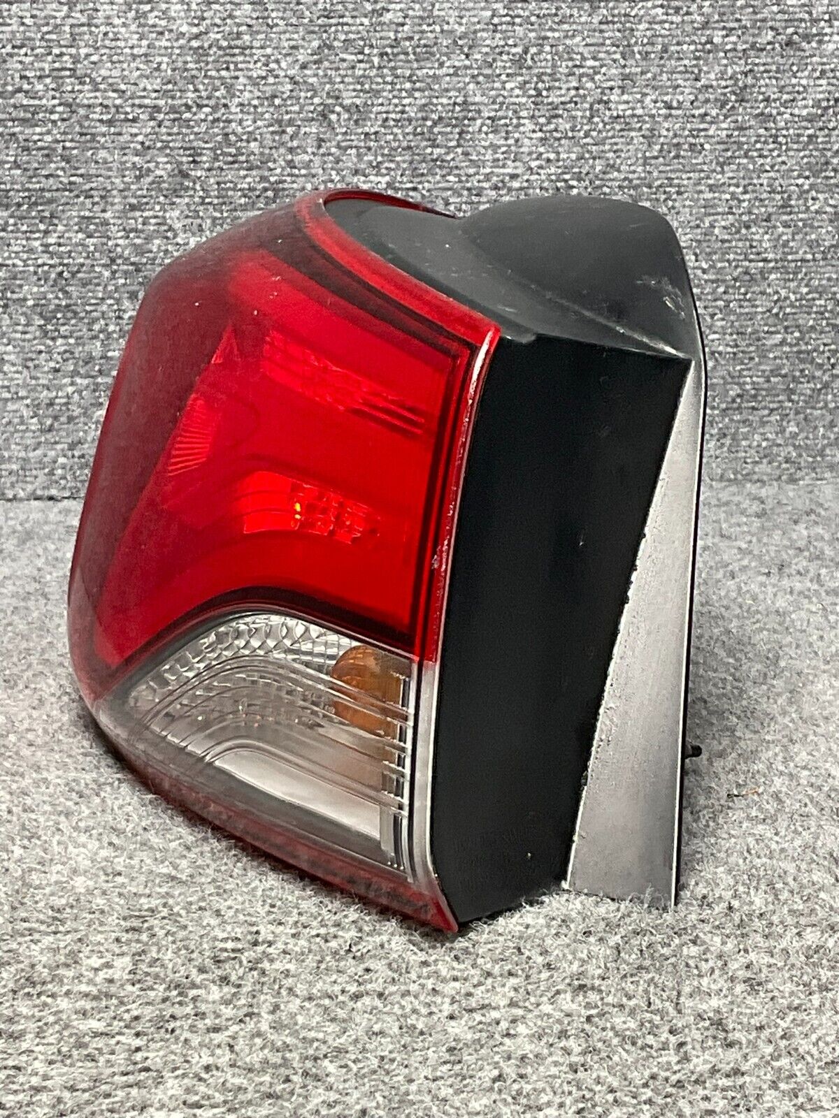 2014-16-Hyundai-Elantra-Rear-Outer-LS-Tail-Light-Brake-Lamp-Assembly-92401-3Y5-335603106725-7