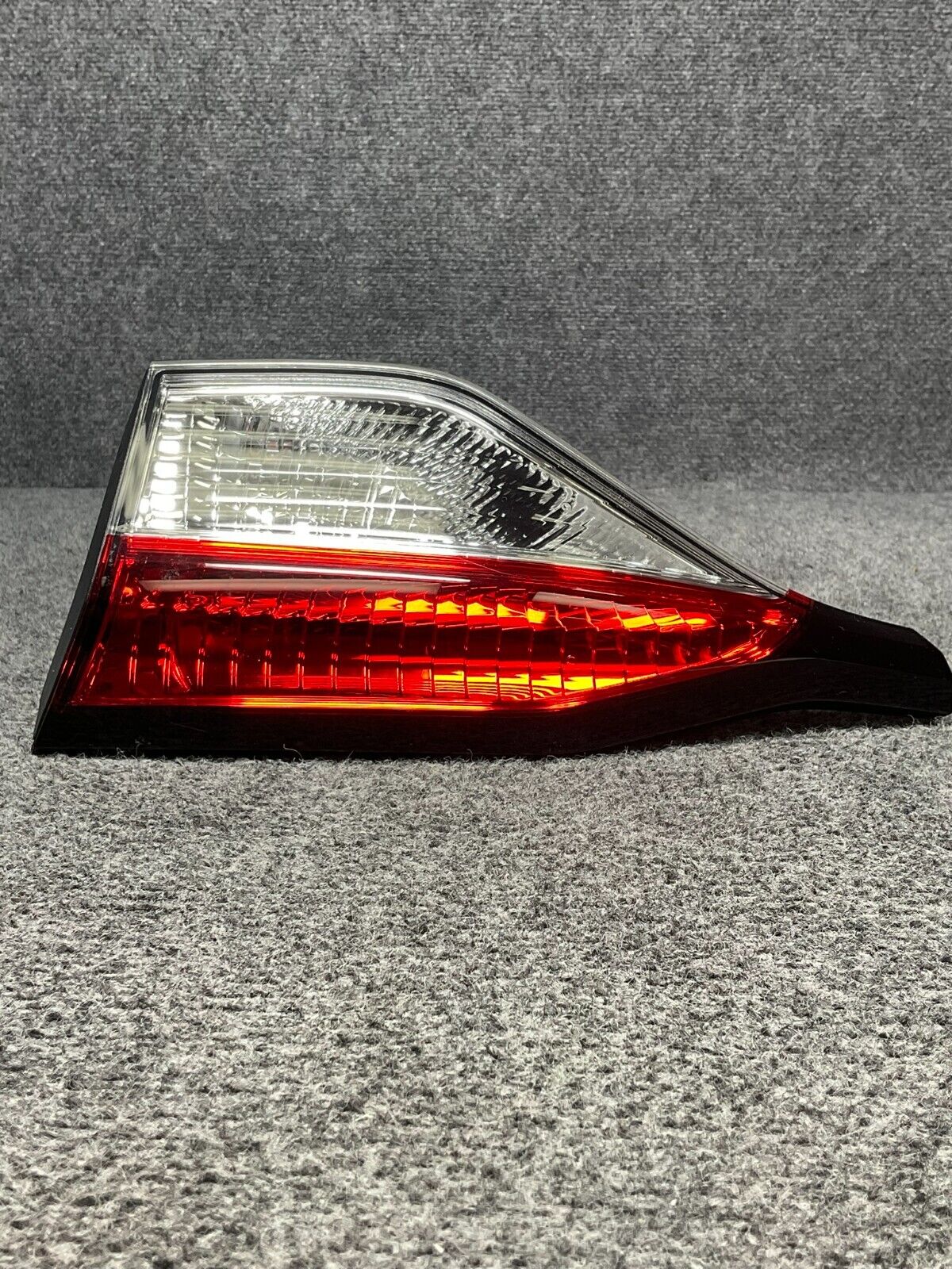 2020-24-Toyota-Corolla-Rear-Passenger-RS-Inner-Tail-Light-Assembly-81580-02B60-335603106655-14