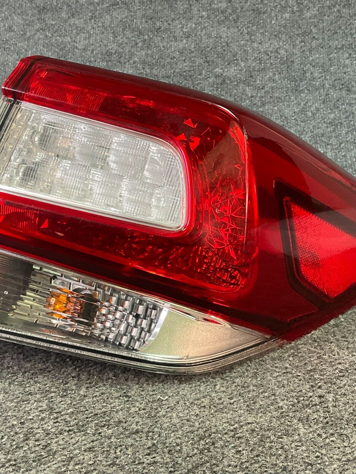 17-19-Subaru-Impreza-Crosstrek-Rear-Right-Side-Outer-Taillight-Lamp-84201-FL02B-335610157826-23