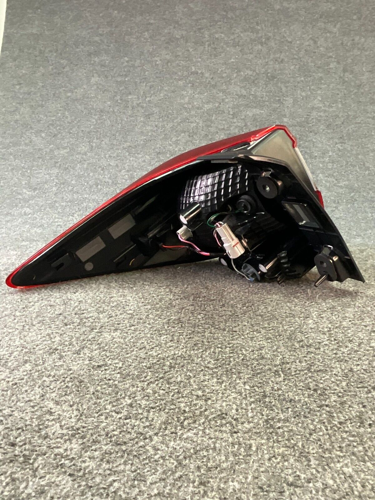 17-19-Subaru-Impreza-Crosstrek-Rear-Right-Side-Outer-Taillight-Lamp-84201-FL02B-335610157826-7