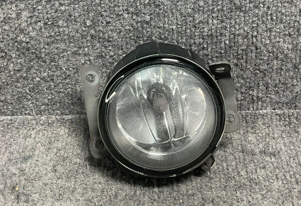 2006-BMW-Fog-Light-Lamp-12V55WU-335409884746