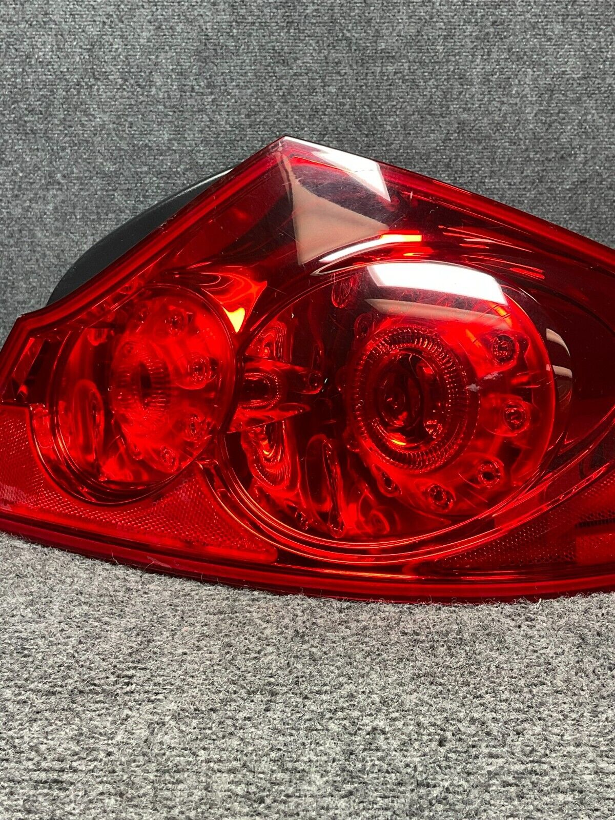 2009-13-Infiniti-G25-G35-G37-Rear-Right-Passenger-Side-Outer-Tail-Light-335603106756-3