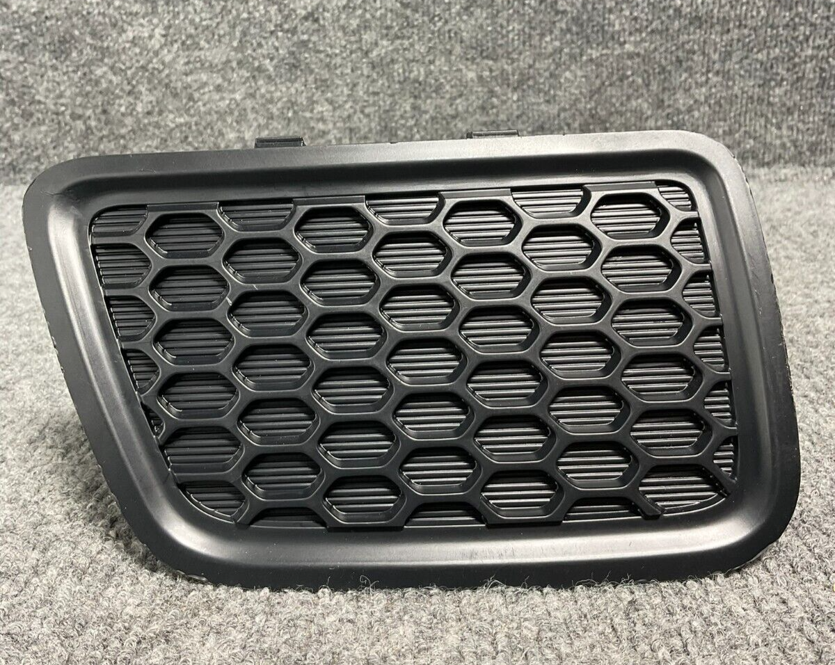 2014-2016-Jeep-Grand-Cherokee-Front-Lower-Grille-Tow-Insert-Bezel-68143099AC-335494643056