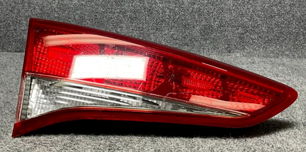 2016-18-Hyundai-Tucson-LS-Driver-Inner-Trunk-Tail-Light-Assembly-175614009-335603106726