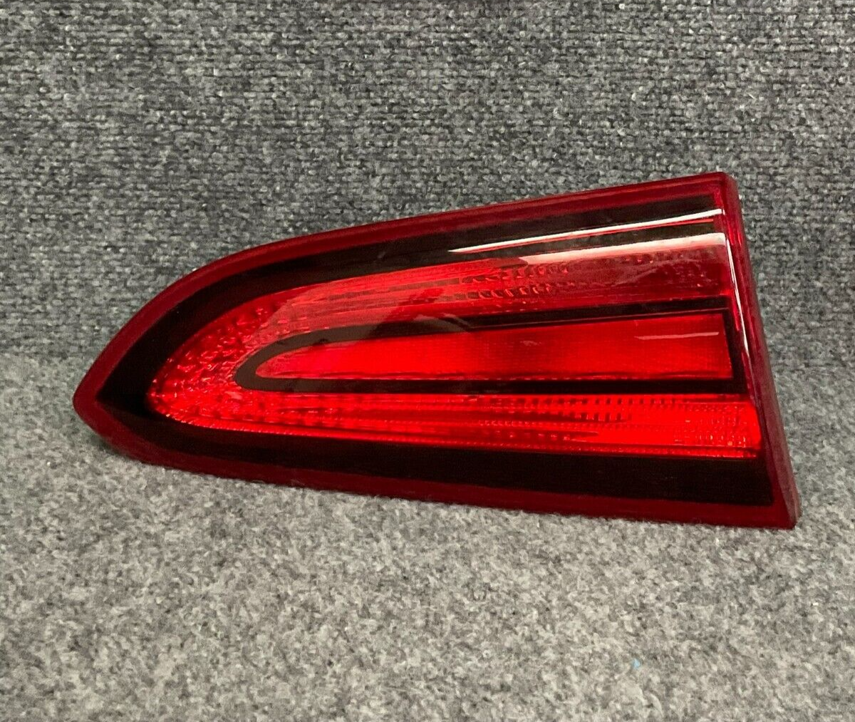 2019-2020-Hyundai-Santa-Fe-Rear-Left-Driver-Side-Inner-Tail-Light-92403-S2000-335449658256