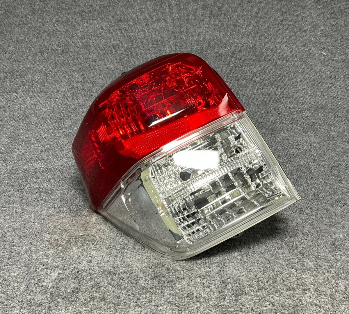 Toyota-4Runner-2010-2013-Rear-Left-Outer-Side-Tail-Light-Assembly-312-19A5L-UF1-335477932526