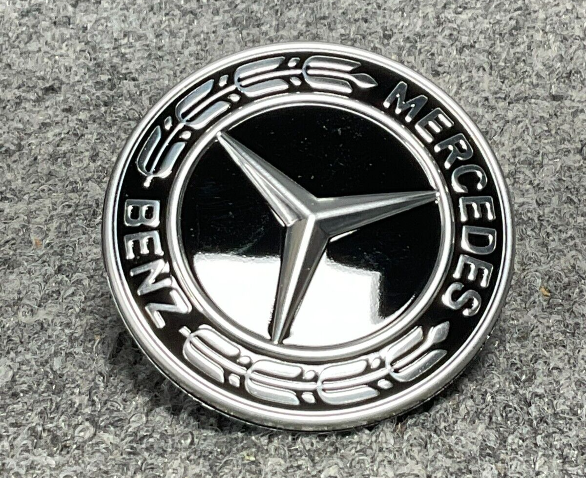 17-23-Mercedes-Benz-C-300-Flat-Hood-Emblem-Hood-Badge-Black-Emblem-A0008173305-335430873297