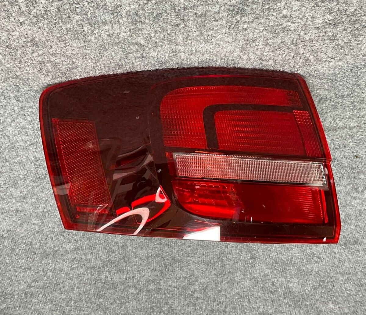 2015-2018-Volkswagen-Jetta-Rear-Left-Driver-Side-Outer-Tail-Light-335469302047