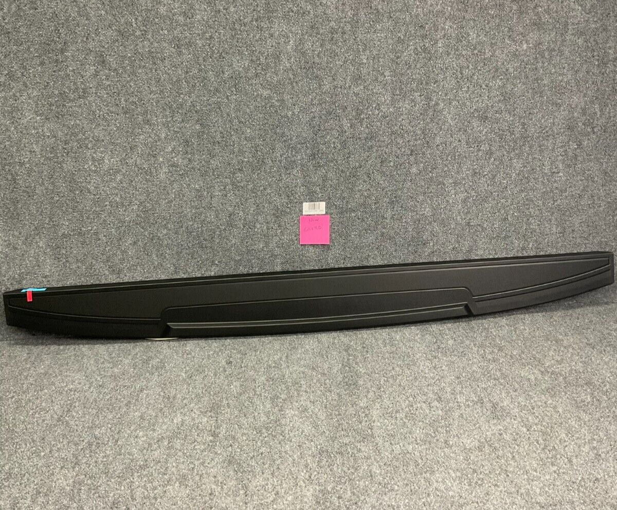 2019-2020-Chevrolet-Silverado-1500-GMC-Sierra-Rear-Tailgate-Molding-962838595-335446100797