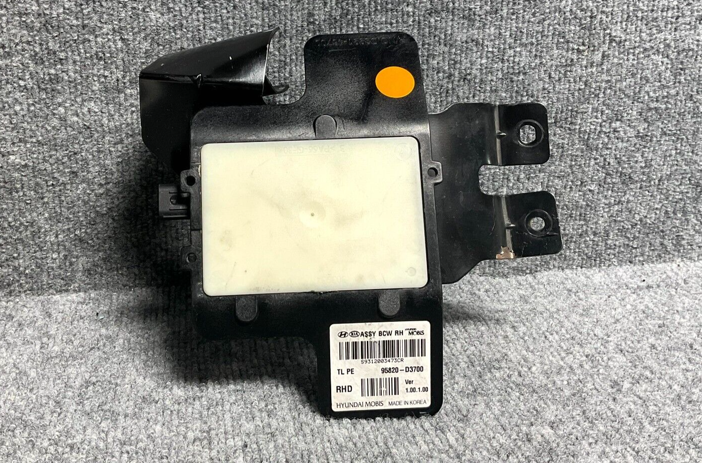 2020-2021-Hyundai-Tucson-RH-Blind-Spot-Module-D395850700-W-Bracket-95820-D3700-335374895817