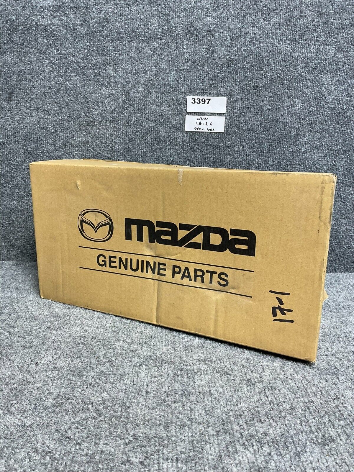 Mazda-Rear-Driver-Left-Side-Bumper-Face-Bar-Reflector-Light-Lamp-KB8A-515M0C-335400836427-7