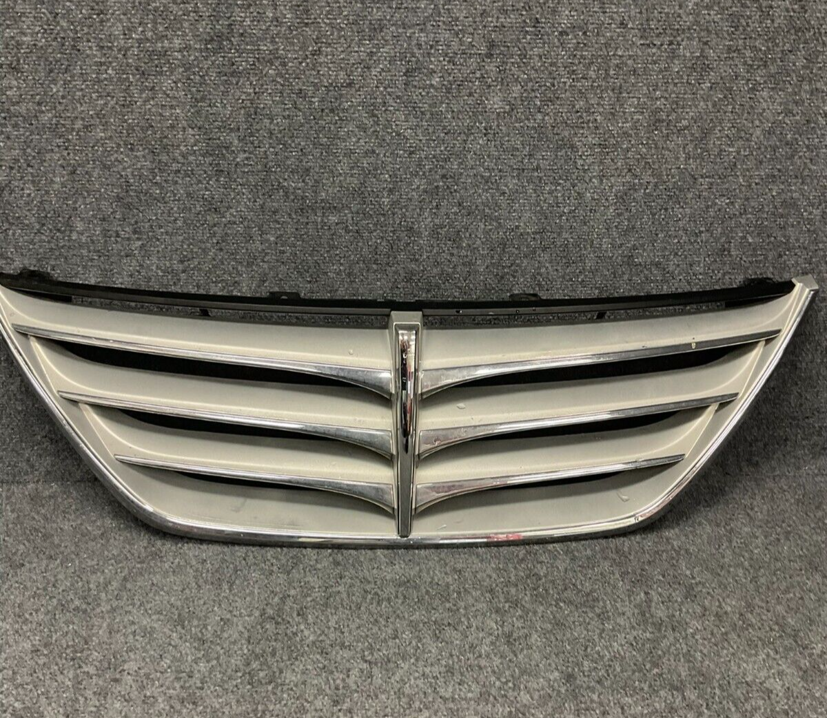 2009-2011-Hyundai-Genesis-Front-Bumper-Radiator-Upper-Grille-86351-3M110-335449658238