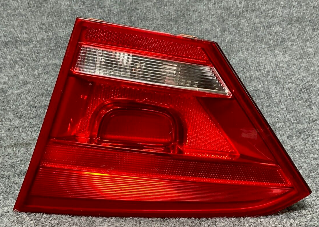 2012-15-Volkswagen-Passat-Rear-RS-Passenger-Tail-Light-Assembly-561945094C-335601484468