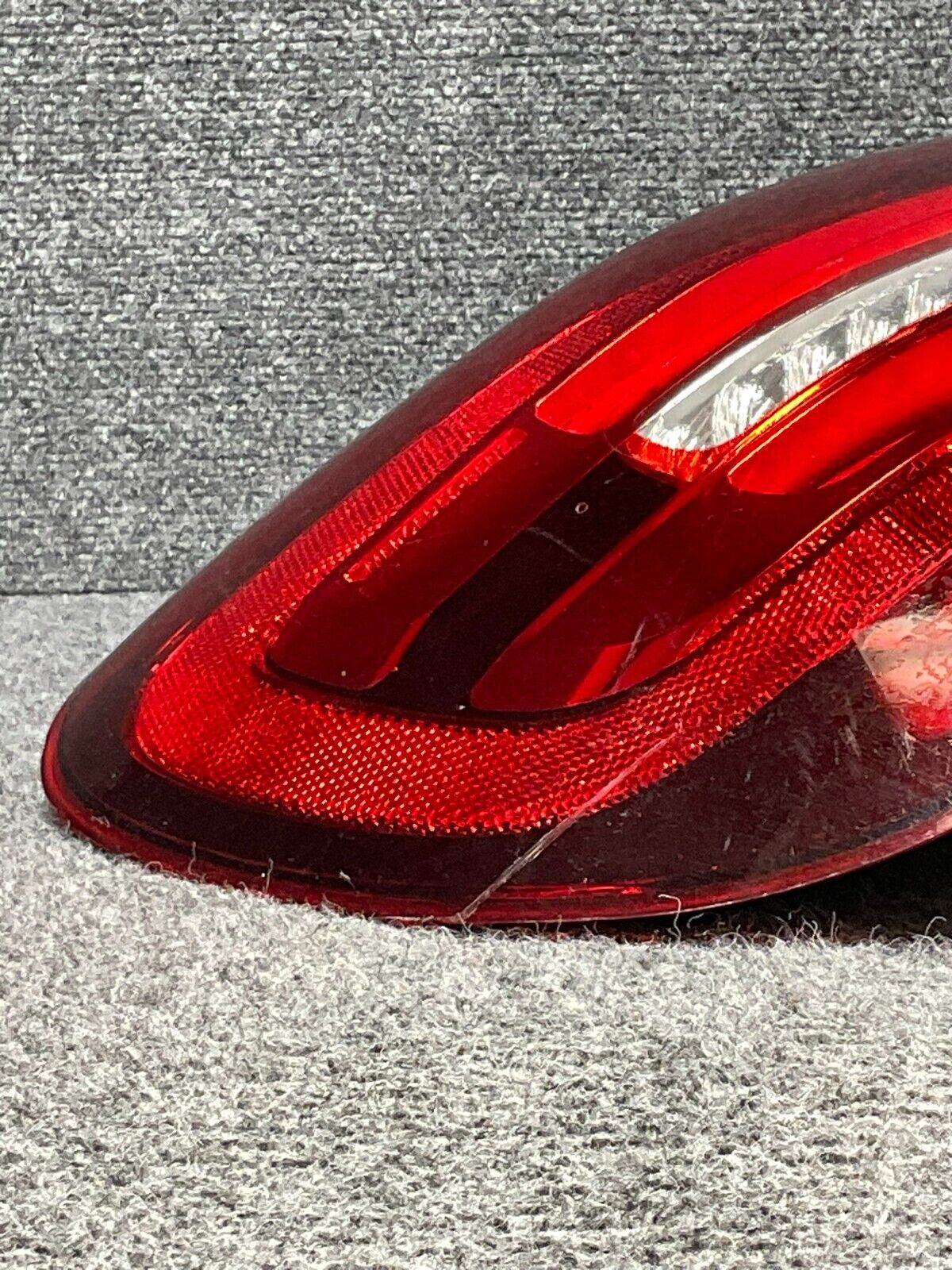 2018-2020-Mercedes-GLA-250-Rear-Left-Lamp-Combination-Assembly-A1569068500-335603106788-3