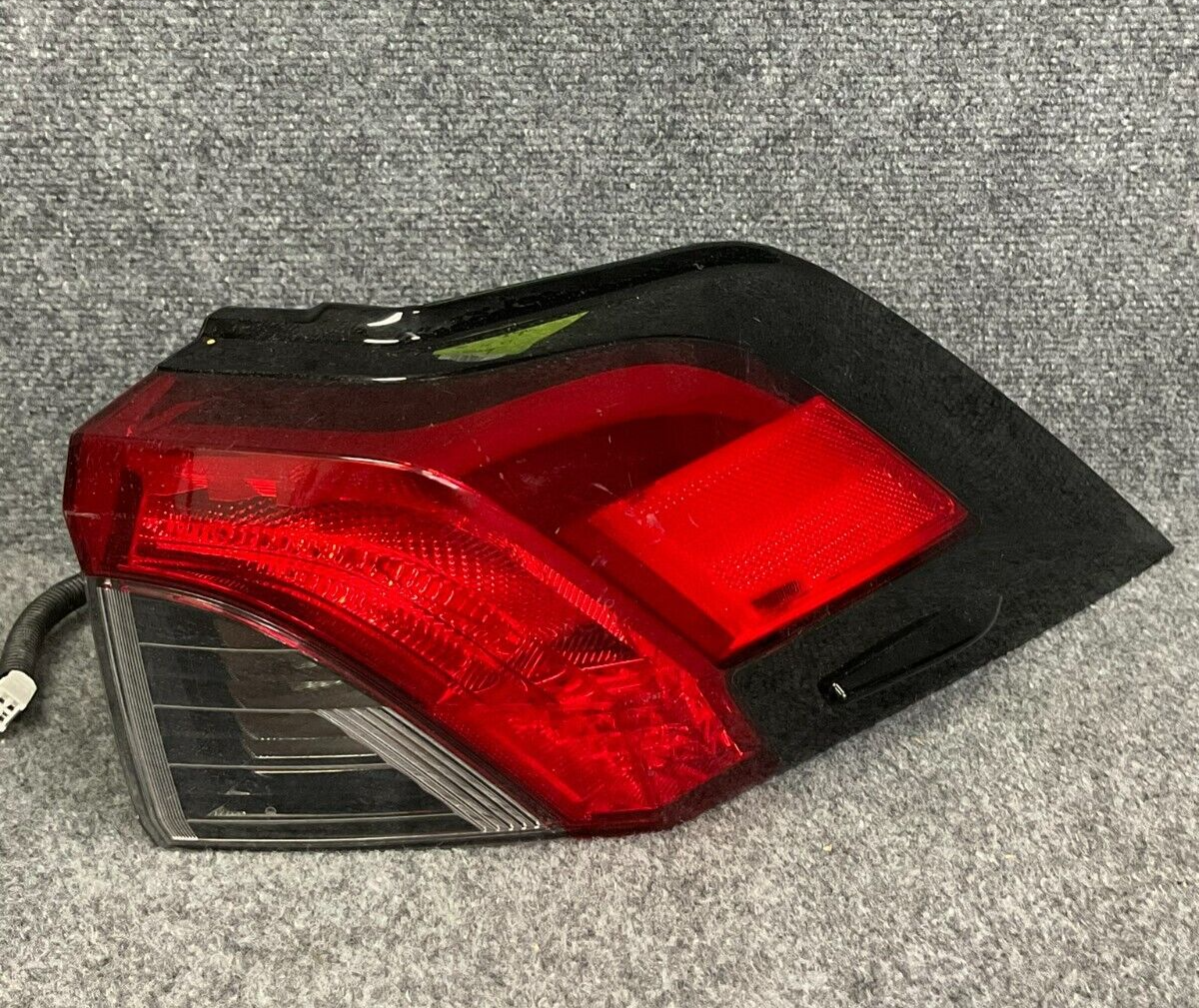 2019-2024-Toyota-RAV4-Rear-Right-Passenger-Side-Tail-Light-Lamp-81550-0R090-335460078178