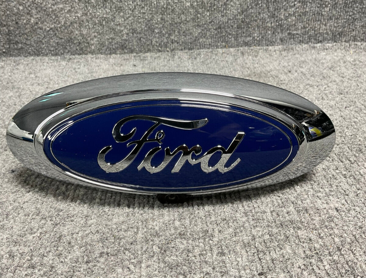 Ford-Maverick-Rear-Tailgate-Oval-Emblem-with-Camera-NZ6B-19H250-AC-335347594168