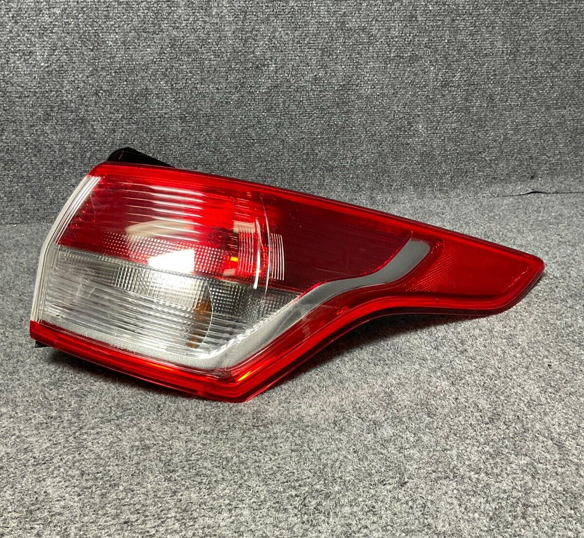 2013-16-Ford-Escape-Rear-Passenger-Outer-Side-Tail-Light-Taillight-CJ54-13404-A-335498175609