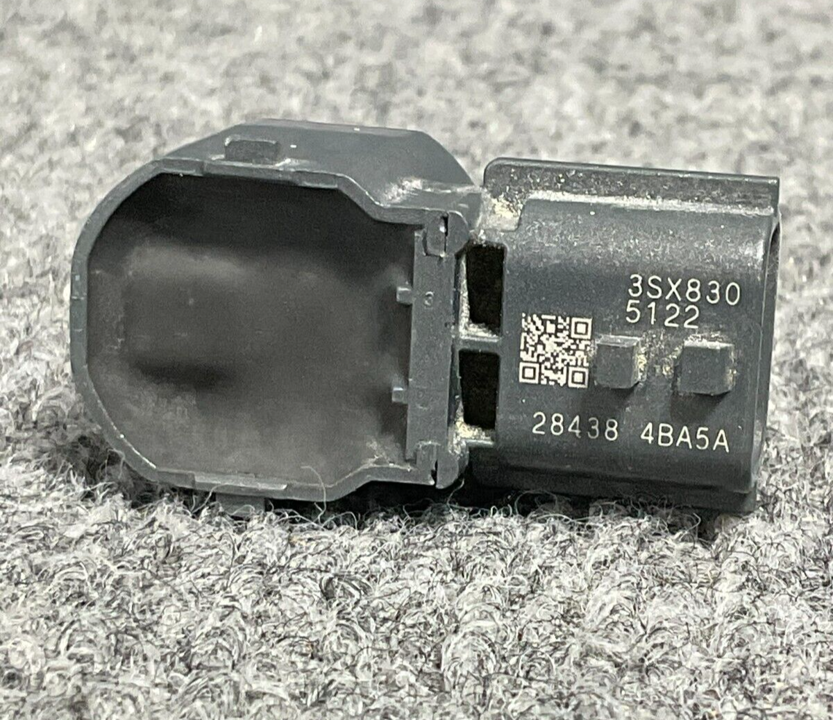 2017-2023-Nissan-GT-R-Left-Outer-Parking-Aid-Sensor-28438-4BA5A-335611540149